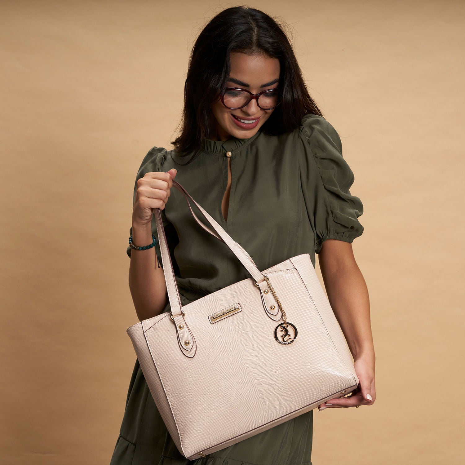 Bolsa Sacola FK433 - Lesar Preta – Fellipe Krein